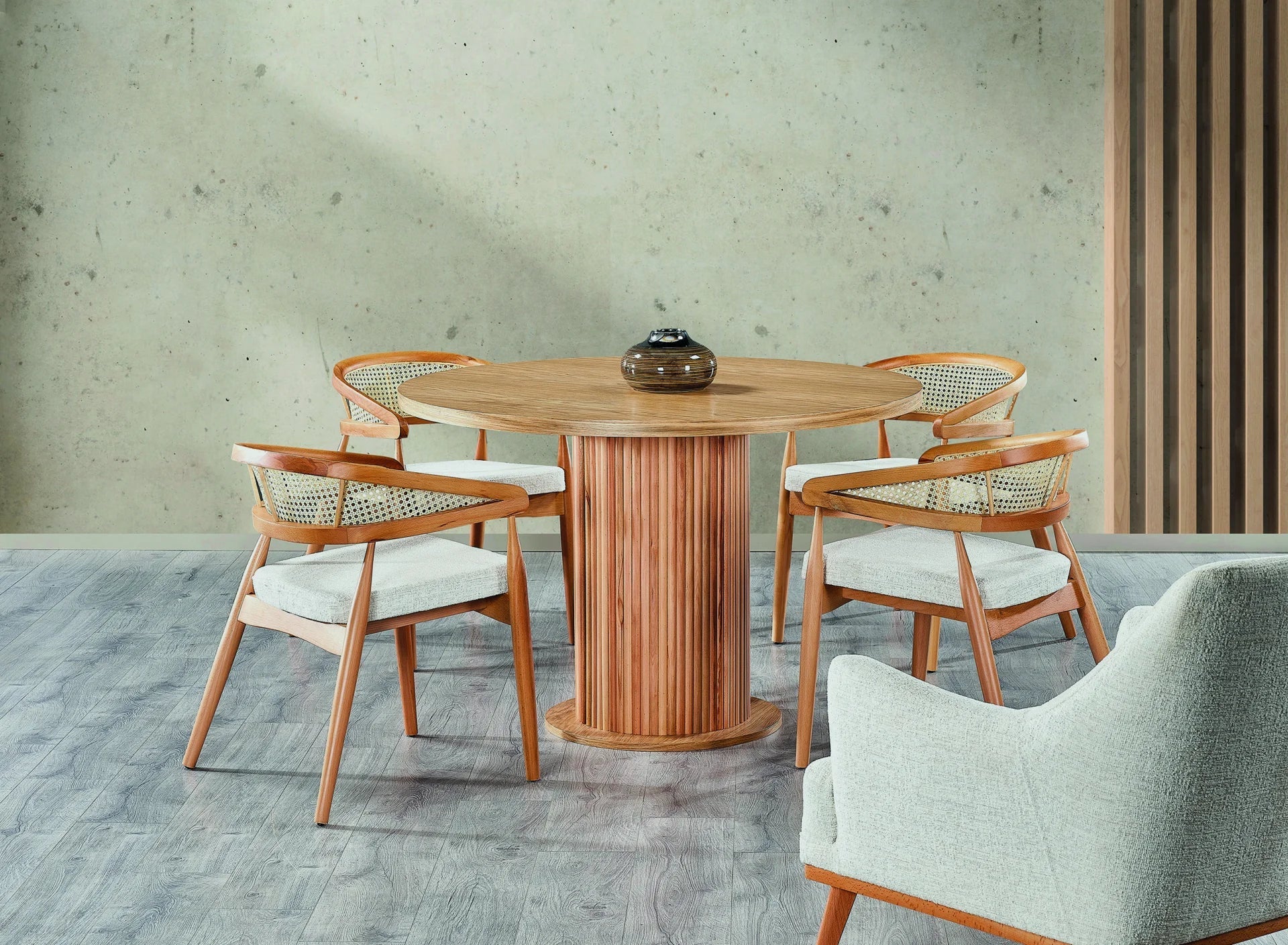 Aqua Round Table