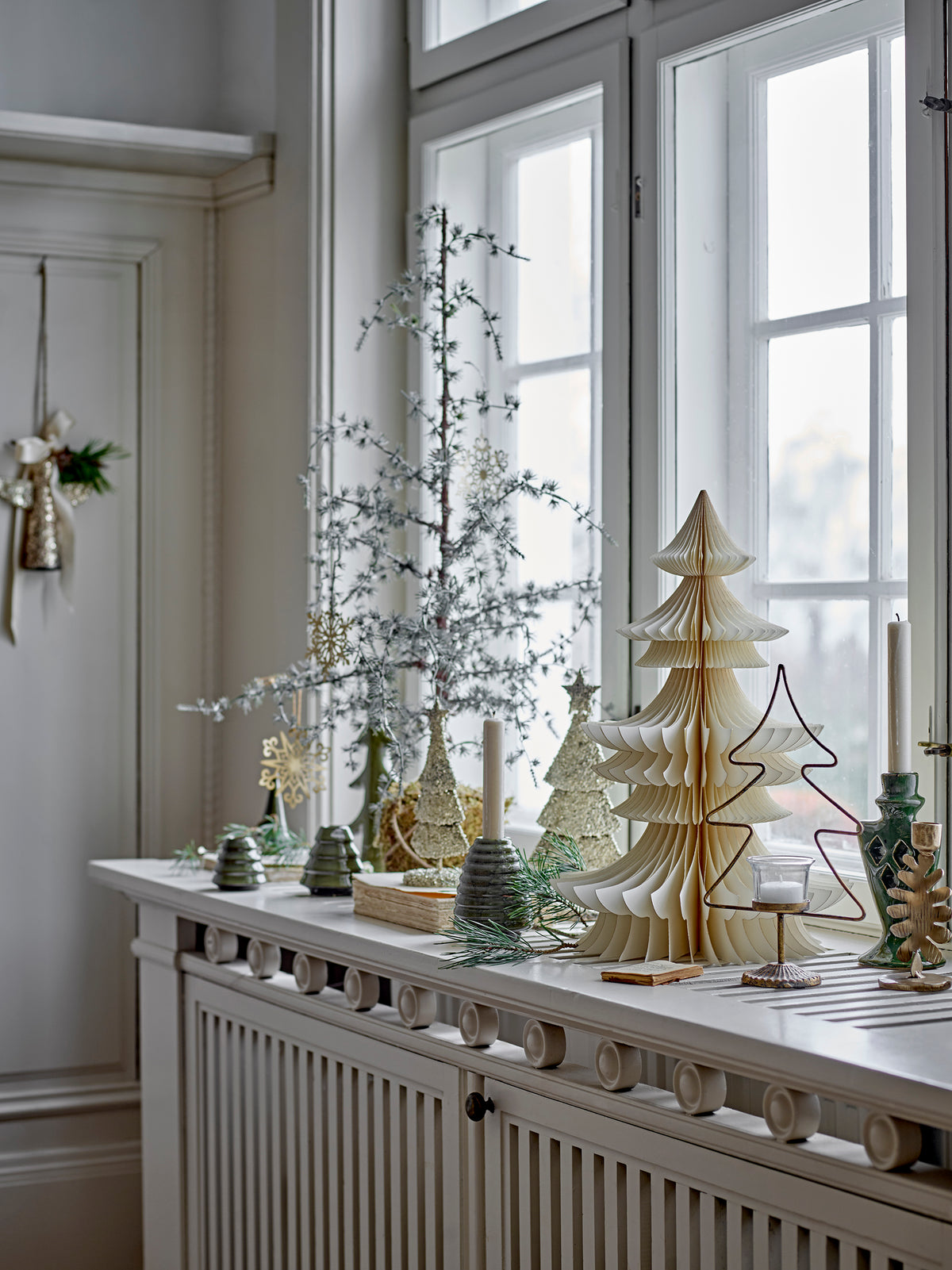 Milan Deko-Baum – Weiss, FSC® Mix, Papier