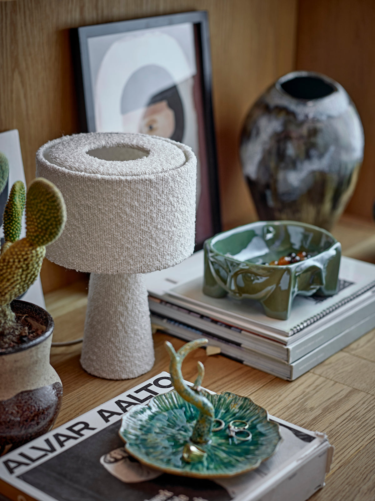 Emmie Tischlampe – Weiss, Polyester