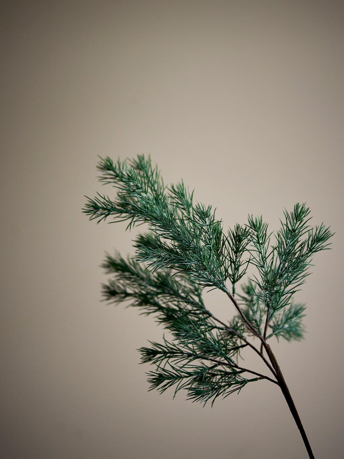 Pine Kunstblumen-Stiel – Grün