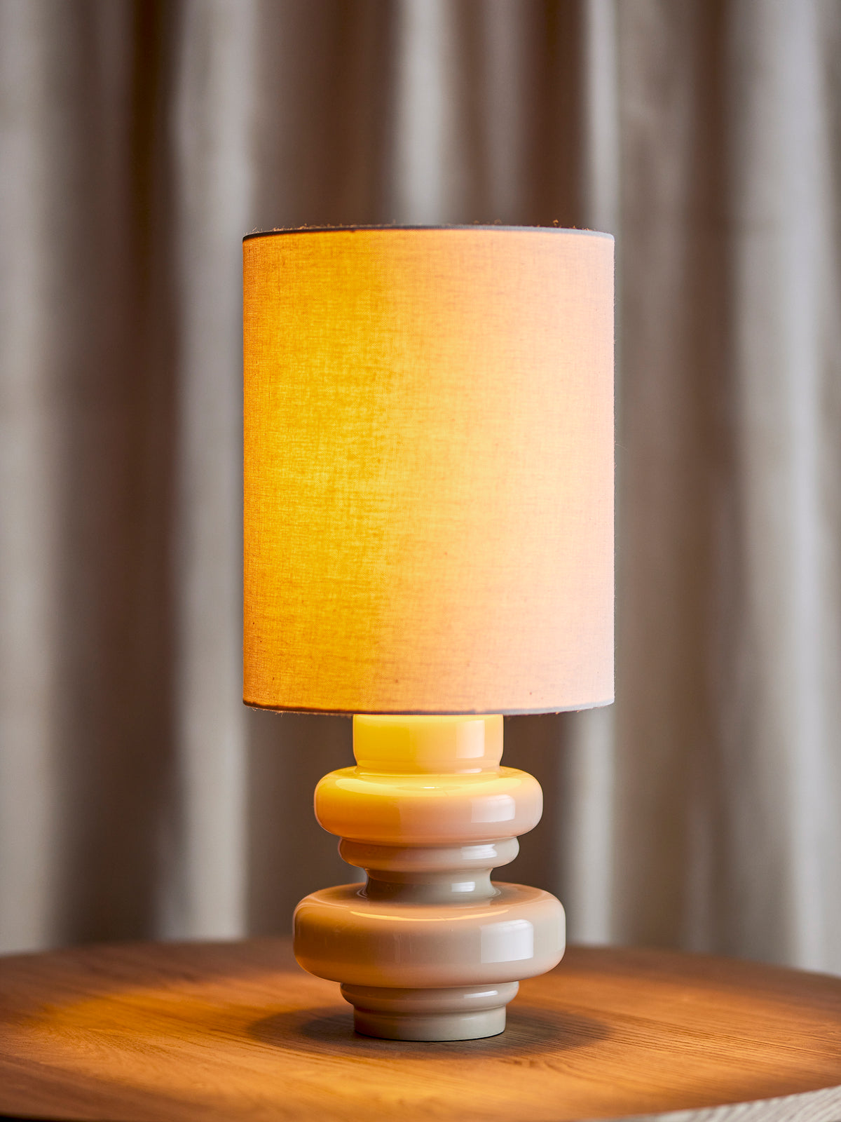 Fabiola Tischlampe – Natur, Glas